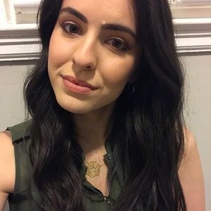 Meet your Posher, Nicole